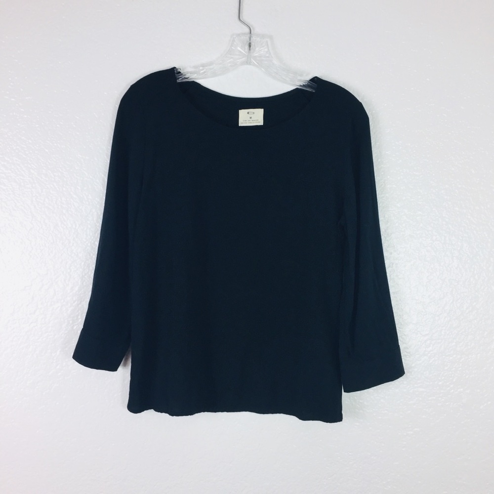 🎄Pins and needles black long sleeve top size M